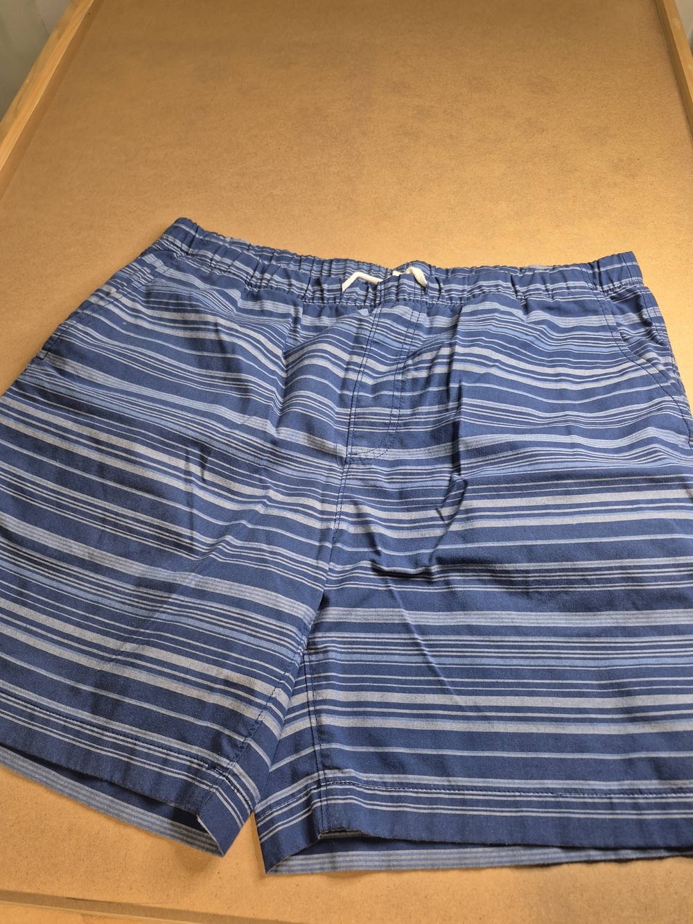 Southern Tide Blue Striped Flat Front Shorts 3712/6